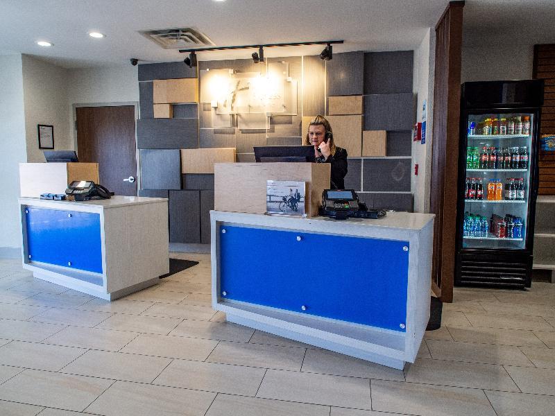 Holiday Inn Express & Suites - Oklahoma City Airport By Ihg Exterior foto